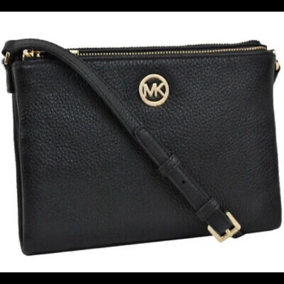 Michael Kors black crossbody purse - Picture 1 of 6